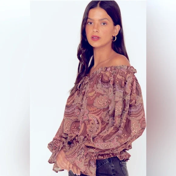 Ella Moss Revolve Wine Colored Pattern Off Shoulder Blouse Size Small - Picture 1 of 5